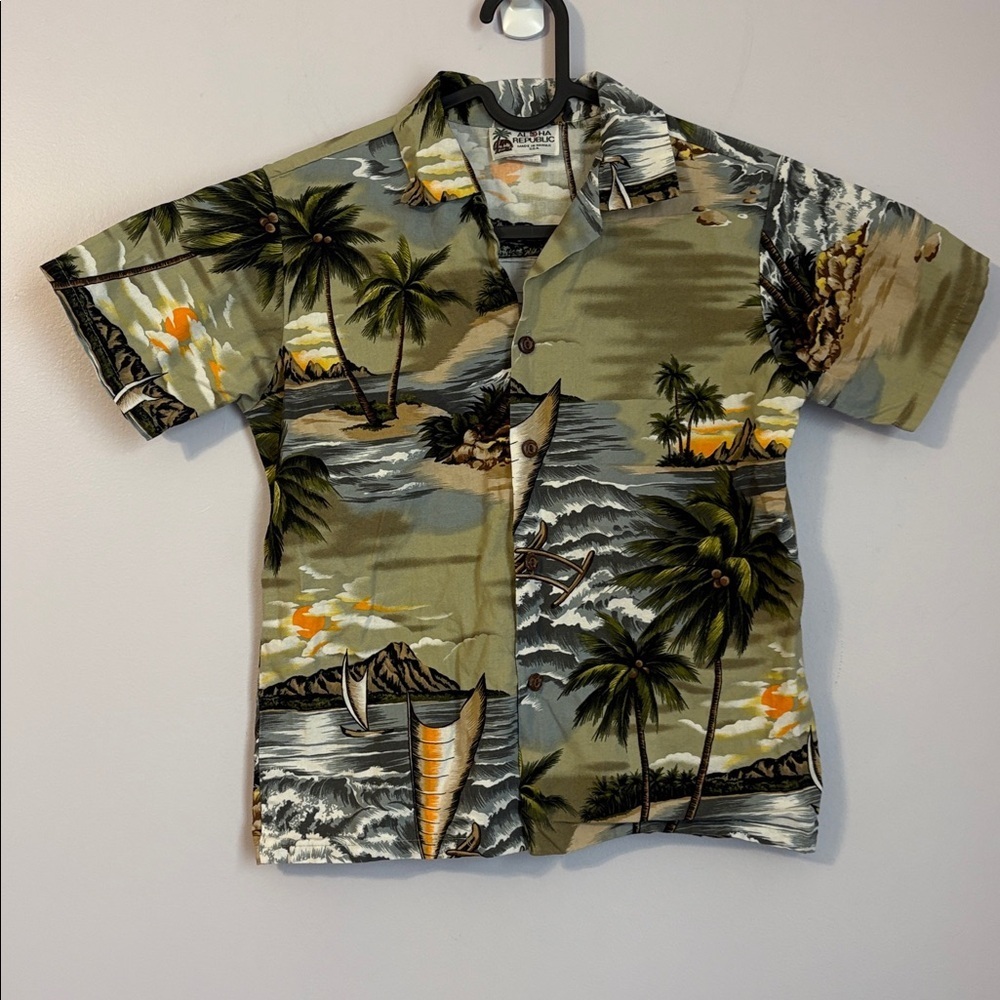 Aloha Republic Hawaiian Retro Sailboat Button Up Shirt size 12